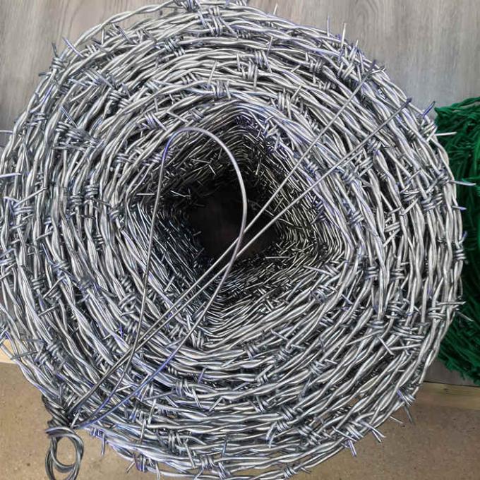 13 cerca de alta resistencia galvanizada del alambre de púas del alambre de púas 1.8cm del indicador ISO 9001 0