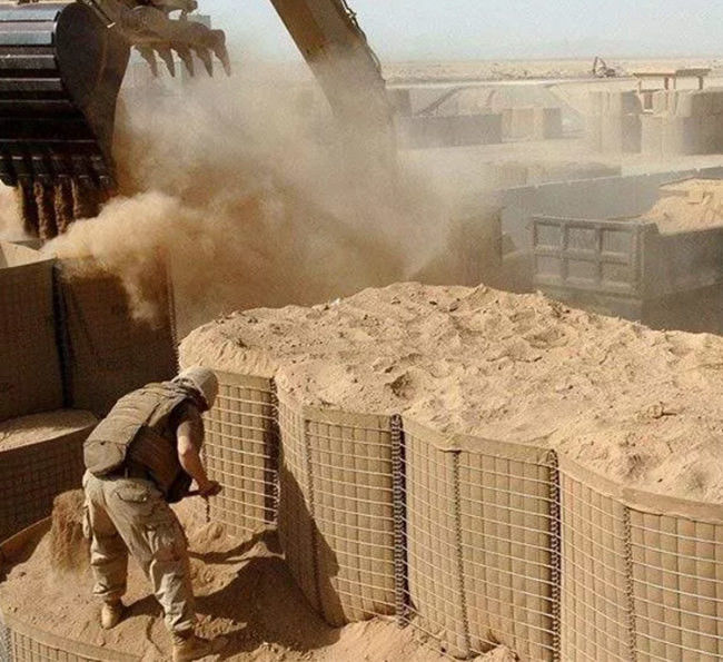 aberturas cuadradas Hesco Gabion soldado con autógena barrera de 75m m para el muro de contención militar 2