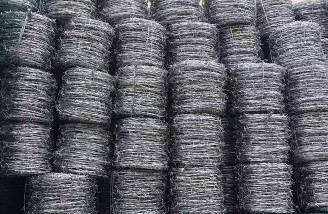 Alambre de púas completamente galvanizado calibre 12,5 80g/M2 Recubrimiento de zinc 1320 pies 3