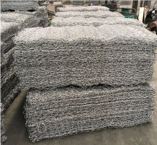 La caja galvanizada sumergida caliente hexagonal 270g/M2 de Gabion del revestimiento cubre con cinc revestido 2