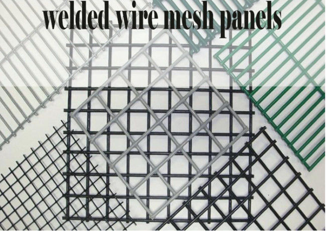 La soldadura Mesh Fence Panels Galvanized Pvc de 16 indicadores cubrió la perforación rectangular de los 3cm 0