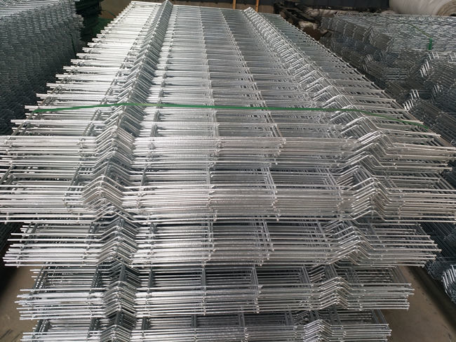 El triángulo que doblaba la soldadura Mesh Fence Panels Outdoor Garden 3d de 3.0m m curvó 0