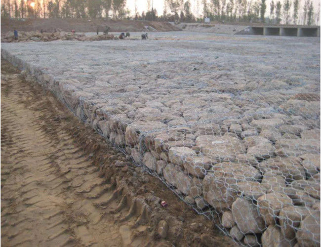 el Pvc galvanizado tejido alto de la caja de los 0.5m Gabion cubrió el refuerzo de la presa 2
